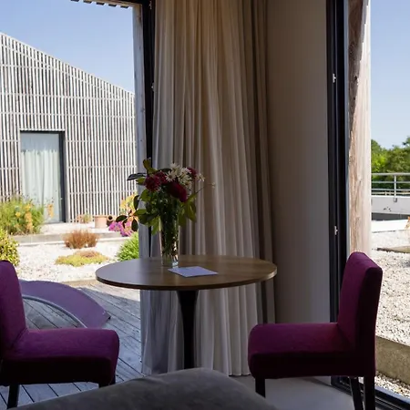 Piscine Montaigu Lägenhetshotell